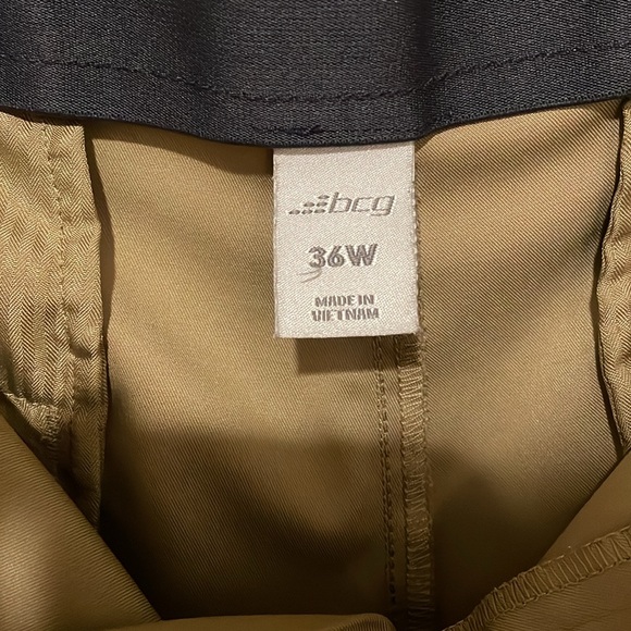 GOLF SHORTS 36W - Picture 3 of 3